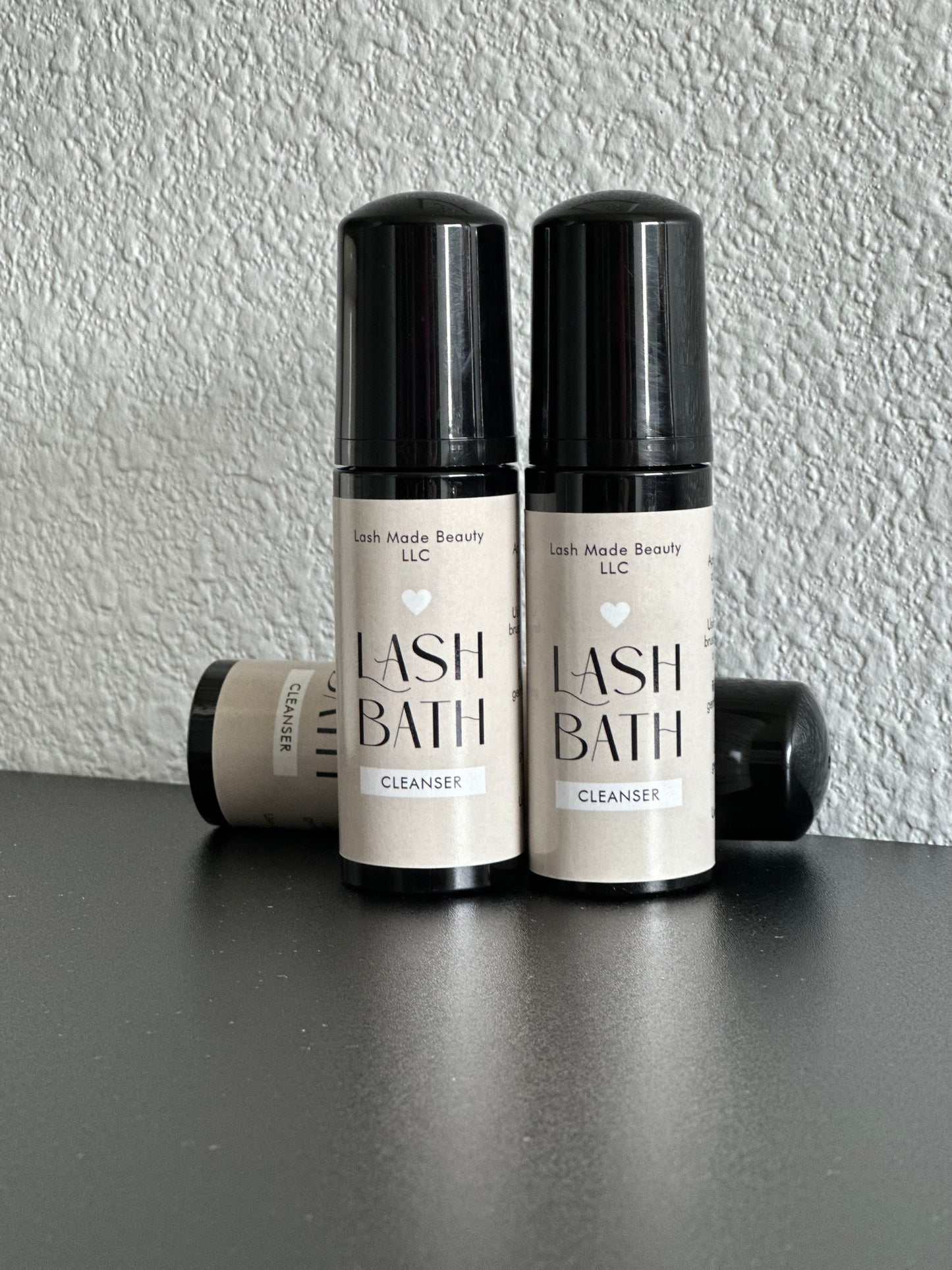 Foaming lash cleanser